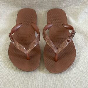 Havaianas toddler pink flip flops size 10C or EUR 27-28